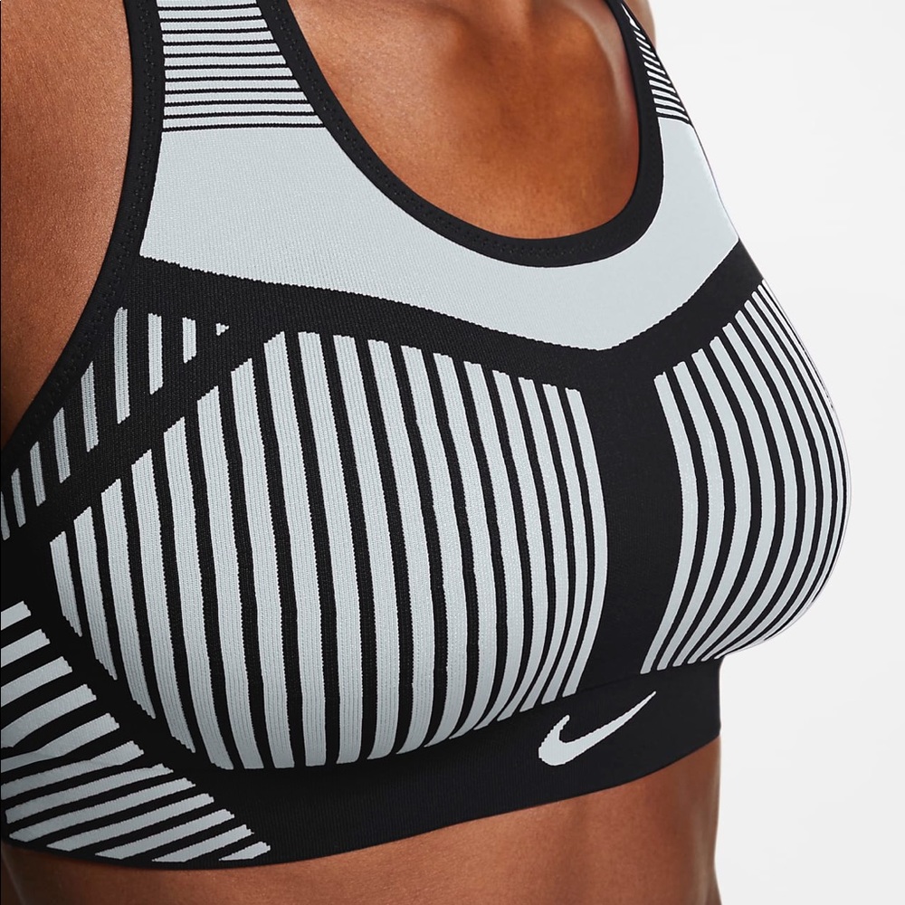 Nike FE/NOM Flyknit High-Support Sports Bra - Picture 3 of 9
